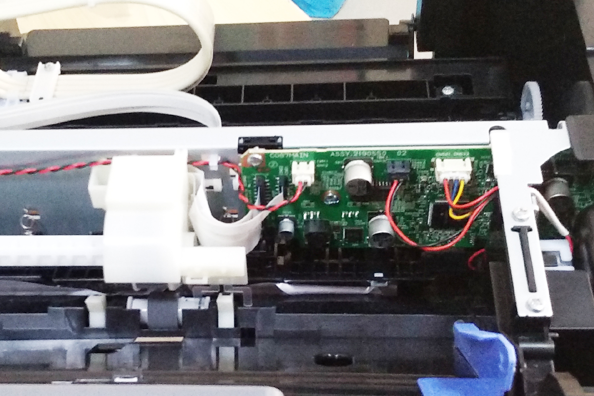 terminal wire harness for electronic devices