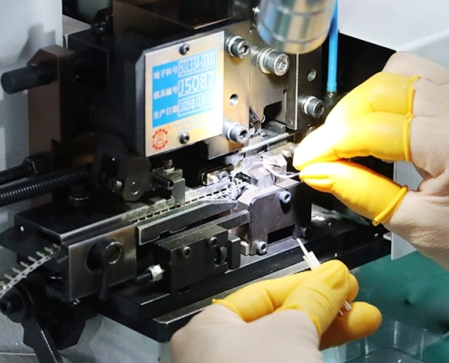 M12 cable assembly manufacturing process - IDC termination
