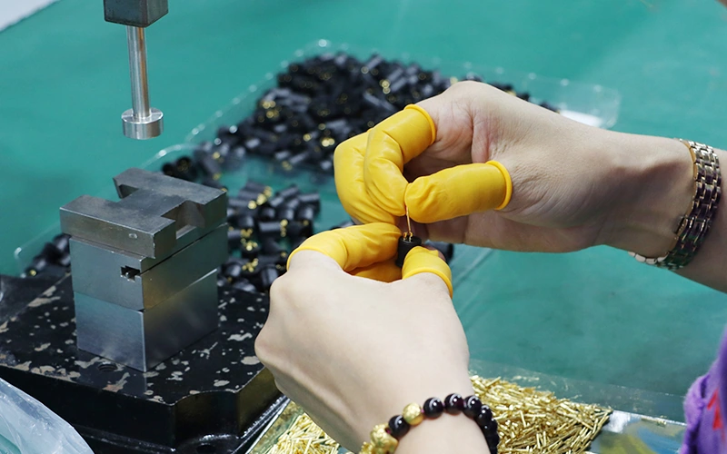M12 cable assembly manufacturing process - Pin Insertion