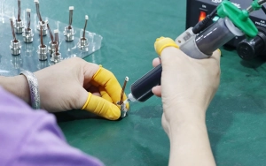 M12 cable assembly manufacturing process - adhesive potting