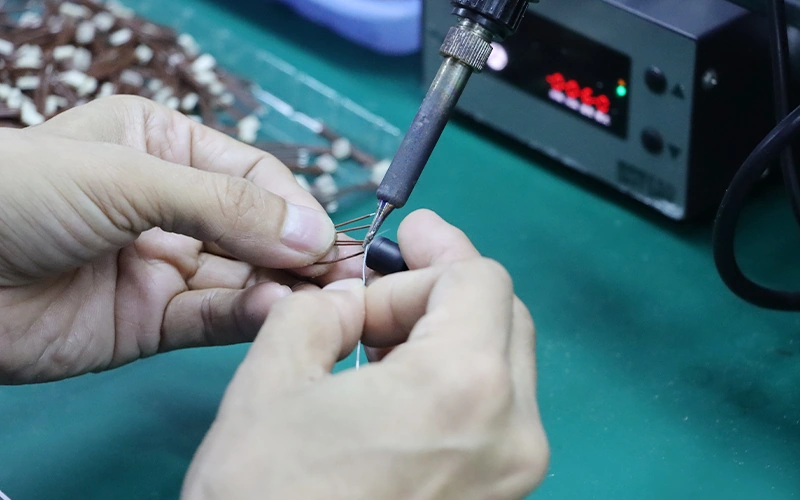 M12 cable assembly manufacturing process - soldering